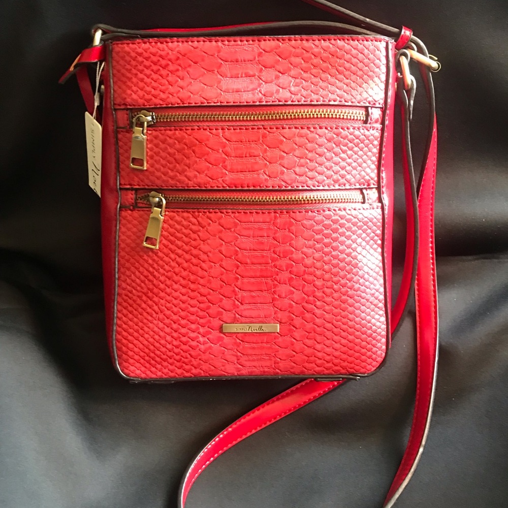 Adjustable Simply Noelle crossbody bag